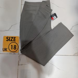Women's Chinos & Khaki