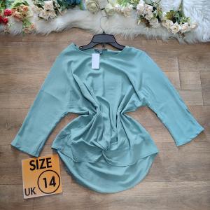 Women's Tops