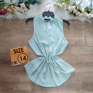 Women's Tops